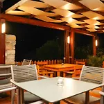 Deve Mar Otel Borş