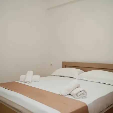 Hotel Deve Mar