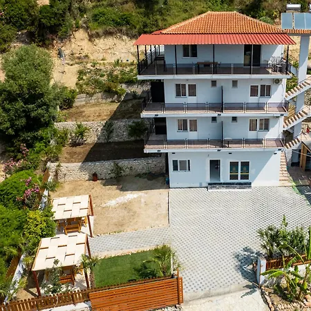 Deve Mar Otel Borş