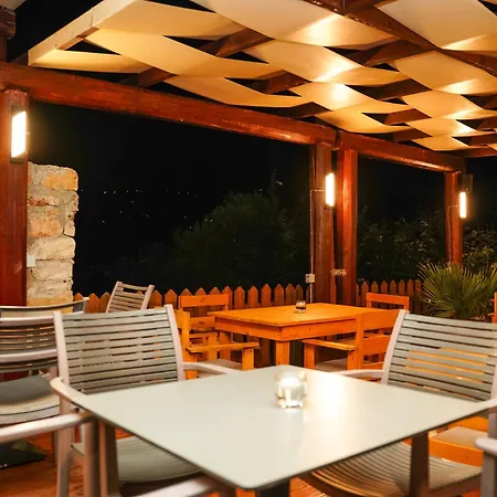 Deve Mar Hotel Borsh