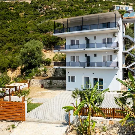 Hotell Deve Mar 3*