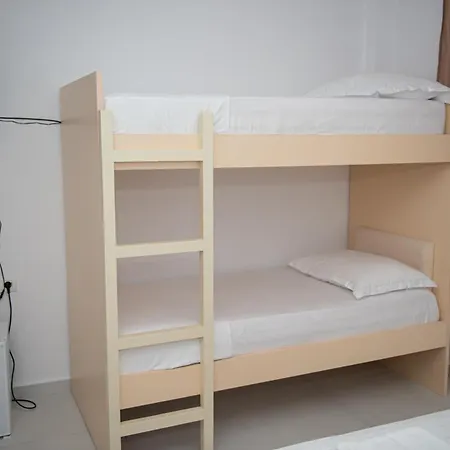 Hotel Deve Mar Borsh