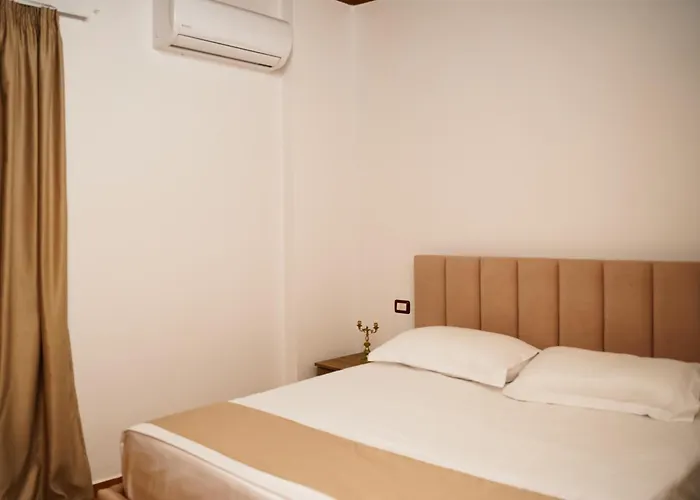 מלון Deve Mar 3*